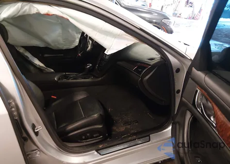 2015 Cadillac Cts Luxury z USA, uszkodzony, nr VIN 1G6AX5SX8F0106554